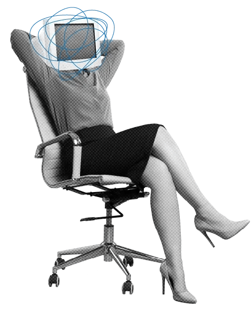 Eine Frau mit einem schwarzen Rock, High Heels und einer Bluse sitzt auf einem Bürostuhl und hat einen Computer als Kopf