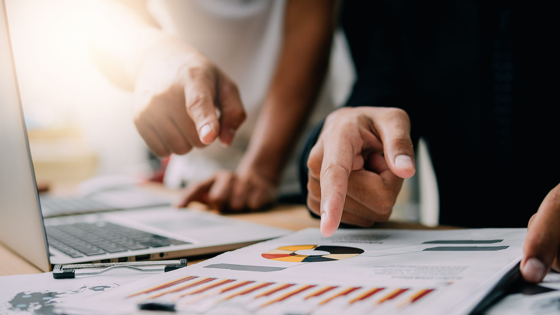 Headerbild: Business Intelligence (BI) in der Gastronomie und Hotellerie